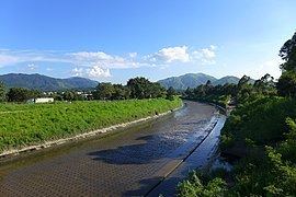 Sheung Yue River httpsuploadwikimediaorgwikipediacommonsthu