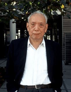 Shiing-Shen Chern In Memoriam ShiingShen Chern 19112004 Mathematical Association