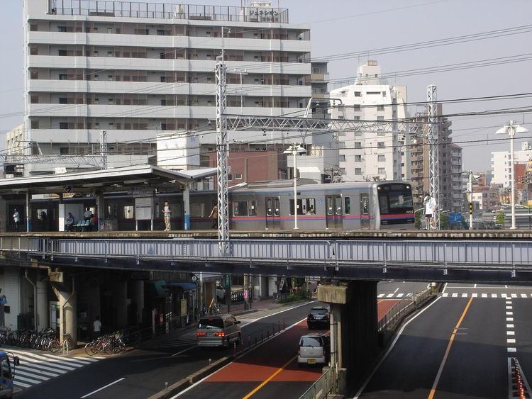 Shim-Mikawashima Station