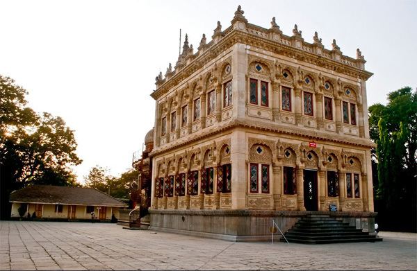 Shinde Chhatri Shinde Chhatri Pune Know Facts Timings amp Location Just For Her