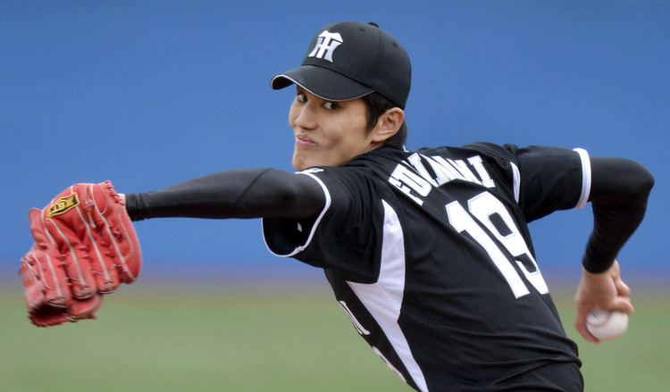 Shintaro Fujinami (Osaka Toin), APRIL 4, 2012 - Baseball : Shintaro Fujinami  of Osaka Toin bats during the 84th National High School Baseball  Invitational Tournament final game between Kosei Gakuin 3-7 Osaka