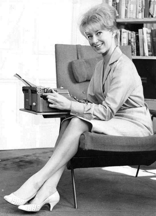 Shirley Abicair ozTypewriter Our Typewriting Girl Shirl Once Flew Over