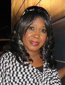 Shirley Owens httpsuploadwikimediaorgwikipediacommonsthu