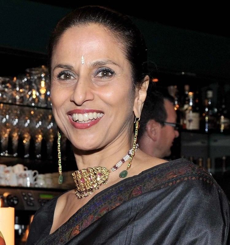 Shobhaa De International Champagne Brand to Honour Shobhaa De