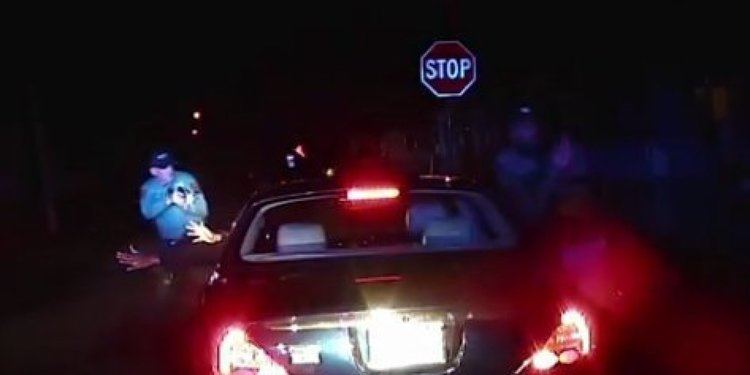 Shooting of Jerame Reid Video Shows Jerame Reid Raising His Hands As He39s Gunned