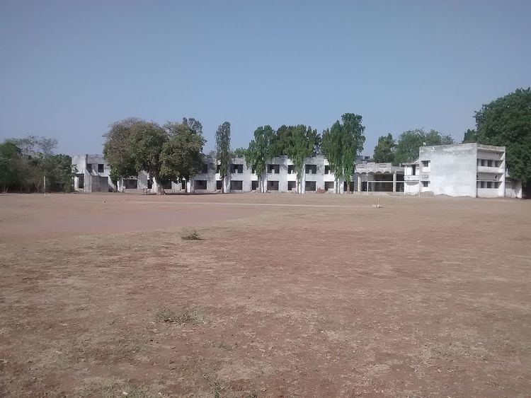 Shri C V Gandhi High School