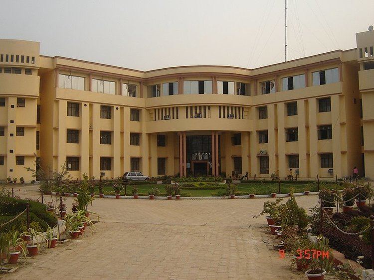 Shri Ramswaroop Memorial College of Engineering and Management, Lucknow