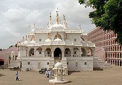 Shri Swaminarayan Mandir, Gadhada httpsuploadwikimediaorgwikipediacommonsthu