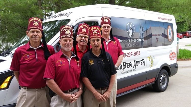 Shriners Shriners Hospital Dads debut new van with PCCC logo