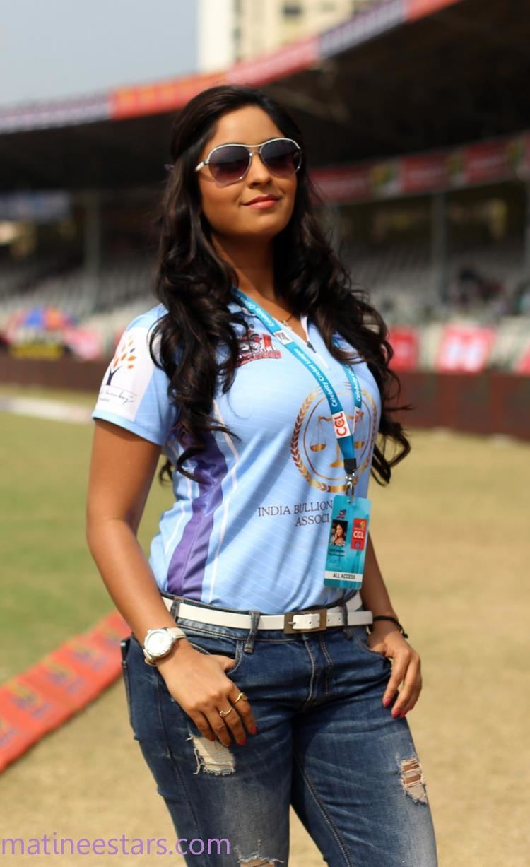 Shubhi Sharma Shubhi Sharma Stills In CCL 4 Semi Final Match Actress
