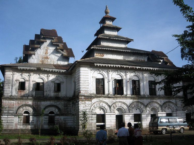 Shwezedi Monastery