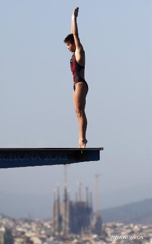 Si Yajie China39s Si Yajie takes gold medal in women39s 10meter
