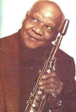 Sidney Bechet wwwswissjazzchmusiciensSidneyBechet2jpg