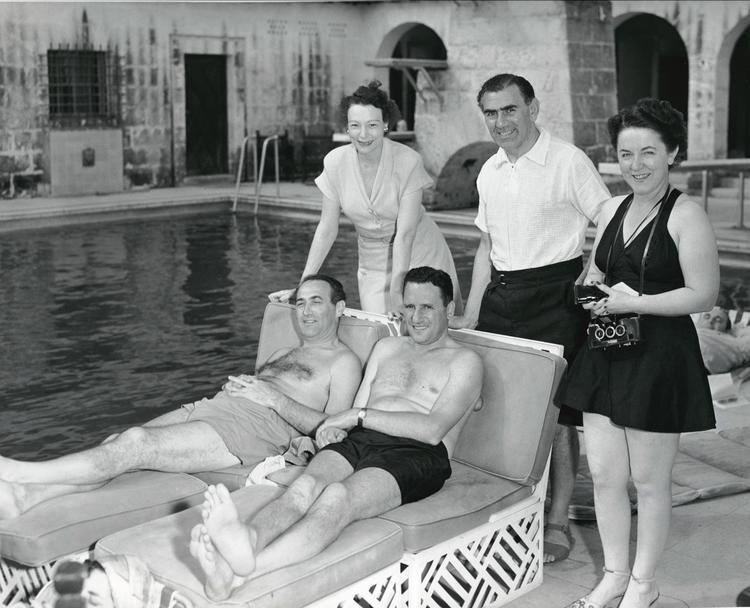 Sidney Silodor Charles Goren and Sidney Silodor poolside at the 1950 Bermuda Bowl