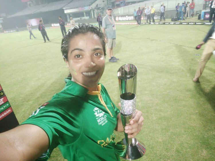 Sidra Ameen Player of the match sidra ameen took this pic with her player of the