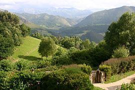 Sierra del Cuera httpsuploadwikimediaorgwikipediacommonsthu