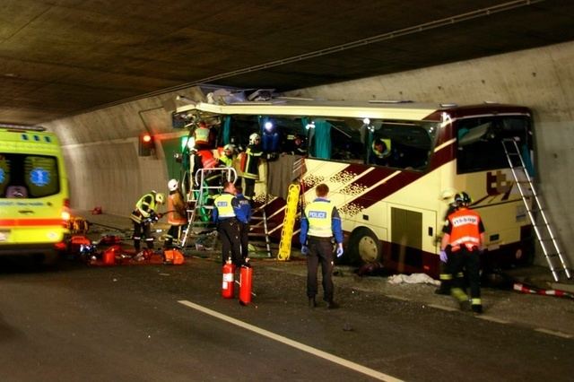 Sierre coach crash Parents seek to reopen Swiss bus crash enquiry SWI swissinfoch