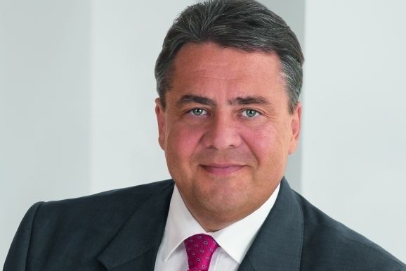 Sigmar Gabriel Questions to the Environment Minister mag