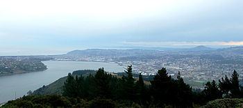 Signal Hill (New Zealand) httpsuploadwikimediaorgwikipediacommonsthu
