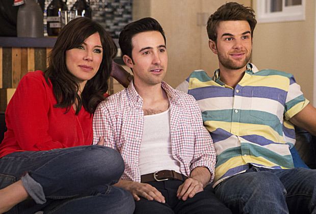 Significant Mother Significant Mother39 Series Premiere Recap Review Of The CW Comedy