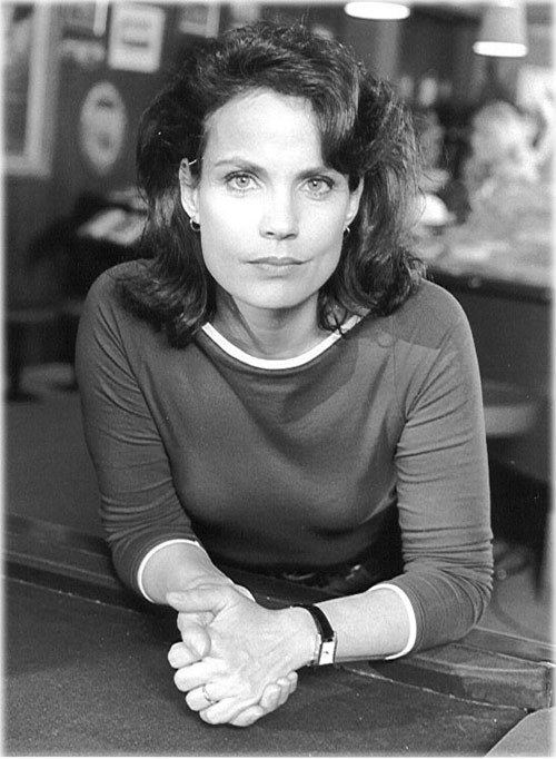 Sigrid Thornton Sigrid Thornton as Laura Gibson