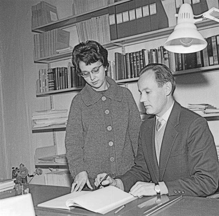 Sigve Tjøtta FileProfessorene Jacqueline Naze Tjtta og Sigve Tjtta 1966