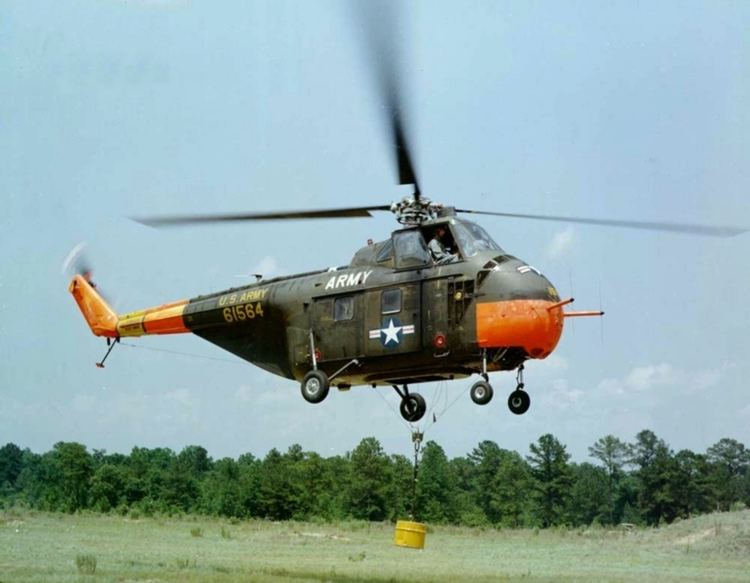 Sikorsky H-19 Chickasaw httpsuploadwikimediaorgwikipediacommonsaa
