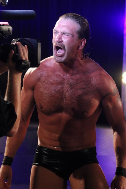 Silas Young Silas Young ROH Wrestling
