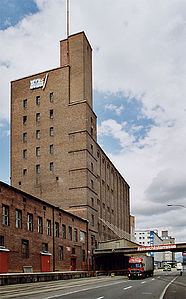 Silo Tower Basel httpsuploadwikimediaorgwikipediacommonsthu