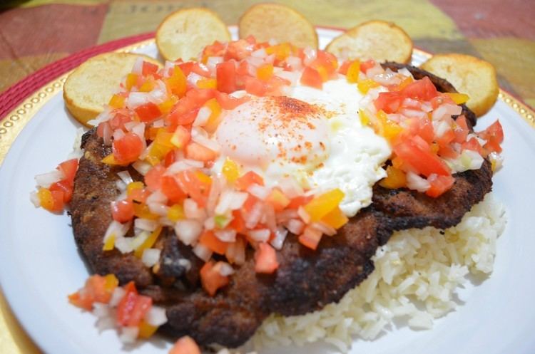 Silpancho El Silpancho es una plato tpico de Bolivia ms exactamente del