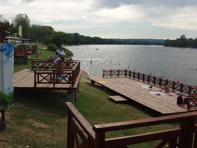 Silver Lake (Serbia) httpsuploadwikimediaorgwikipediacommons11