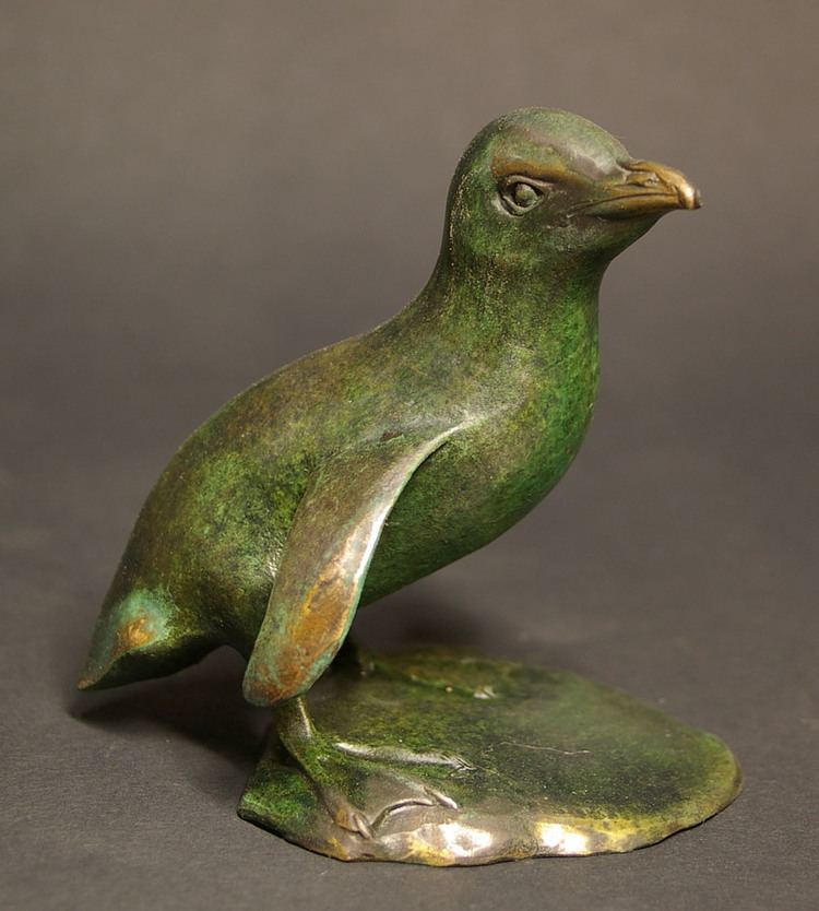 Silvio Apponyi Silvio Apponyi bronze fairy penguin beautiful bronzes Pinterest