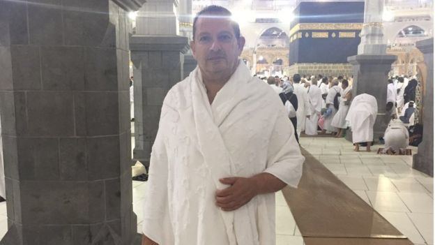 Simon Collis British ambassador performs Hajj pilgrimage to Mecca BBC News