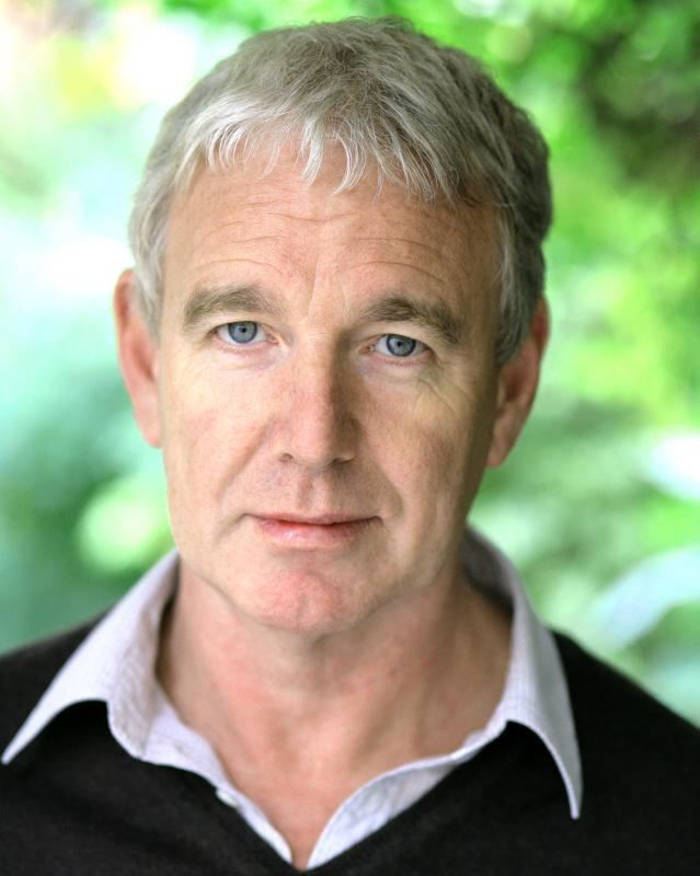 Simon Davies (Welsh TV presenter) Simon Davies Actor
