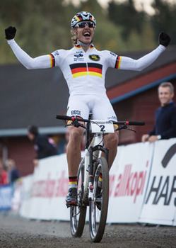Simon Gegenheimer Gegenheimer holt ersten WeltcupSieg im EliminatorSprint Radsport