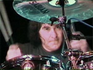 Simon Wright (musician) Interview with Drummer Simon Wright of ACDC and DIO Fame