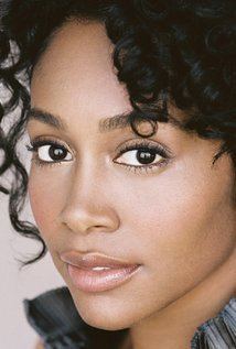 Simone Missick iamediaimdbcomimagesMMV5BMzM1MjkyOTA3OV5BMl5