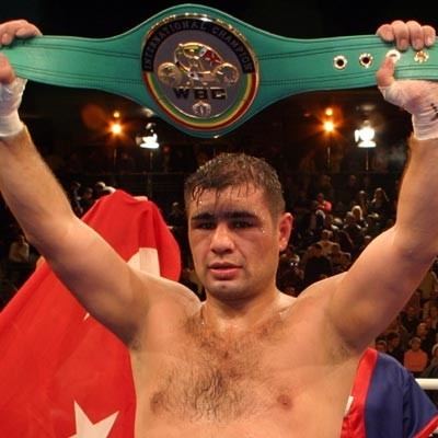 Sinan Şamil Sam The Boxing Glove Boxing Heavyweight Sinan Samil Sam Passes at age 41