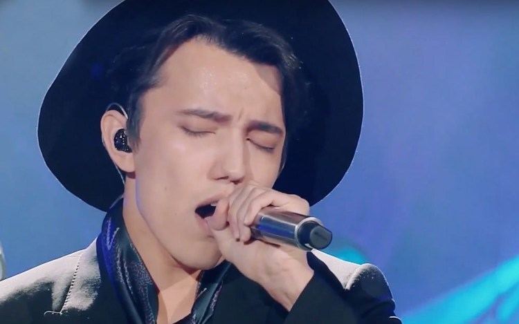 Singer 2017 Singer 2017 Episode 4 Dimash covers Jacky Cheung39s hit GrateNews