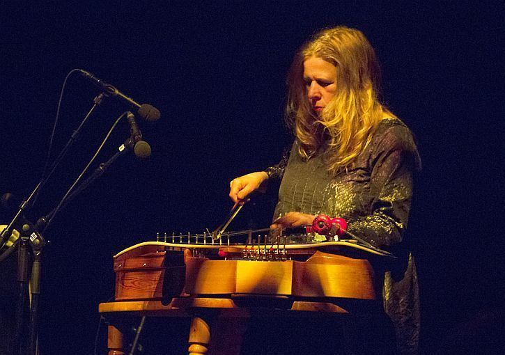 Sinikka Langeland Sinikka Langeland Starflowers That39s How The Light Gets In