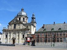 Sint-Pietersplein, Ghent httpsuploadwikimediaorgwikipediacommonsthu