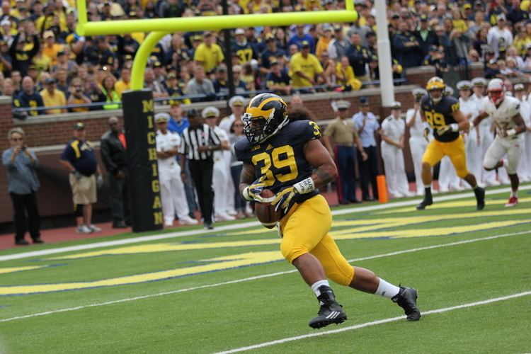Sione Houma Sione Houma Makes Most of Second Chance The Michigan Journal