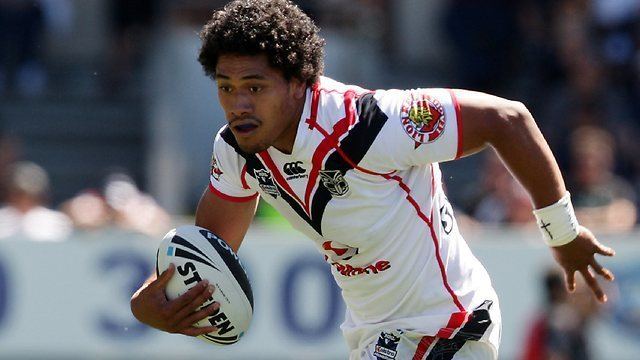 Sione Lousi Sione Lousi suffers serious knee injury as Warriors fall