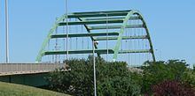 Siouxland Veterans Memorial Bridge httpsuploadwikimediaorgwikipediacommonsthu