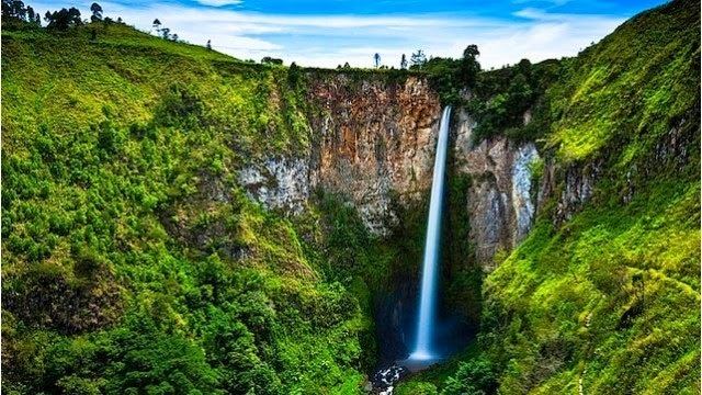 Sipisopiso Sipiso Piso Waterfall in North Sumatra Touristnesia Find Nice