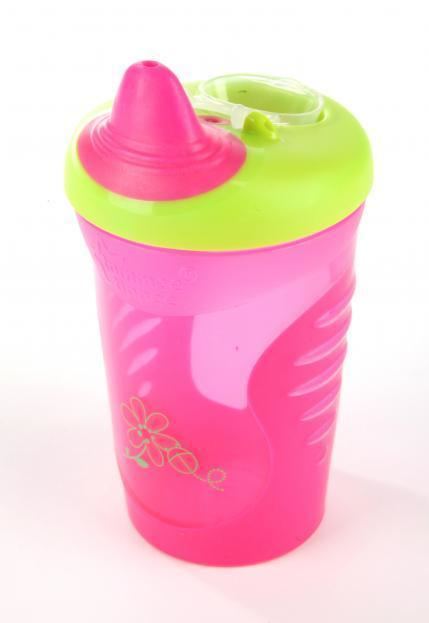 Sippy cup imagesparentingmdpcdncomsitesparentingcomfi