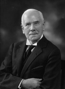 Sir William Arbuthnot Lane, 1st Baronet httpsuploadwikimediaorgwikipediacommonsthu