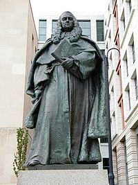 Sir William Blackstone (statue) httpsuploadwikimediaorgwikipediaenthumb8