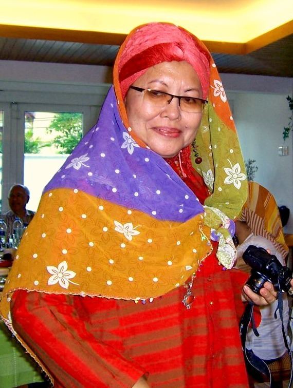 Siti Zainon Ismail Sahabat Seni Sastera Budaya SEBUDI SEBUDI