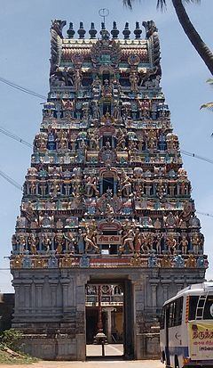 Sivalokanathar Temple, Tirupunkur httpsuploadwikimediaorgwikipediacommonsthu